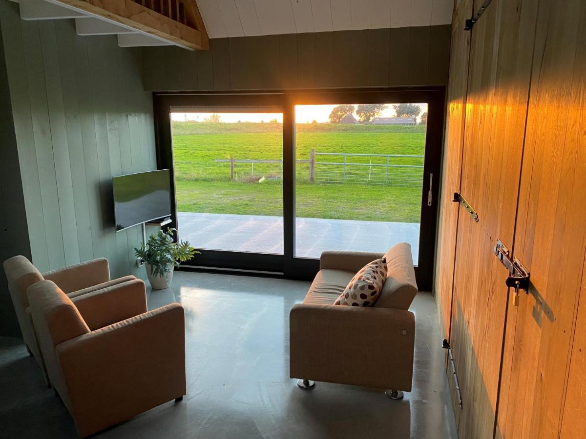 Benbijdokkum Bed & Breakfast Driesum ภายนอก รูปภาพ